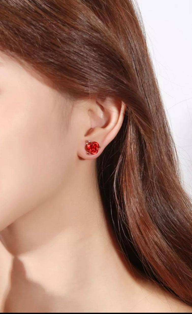 EP 08 stainless   Red Rose design stud   Earrings