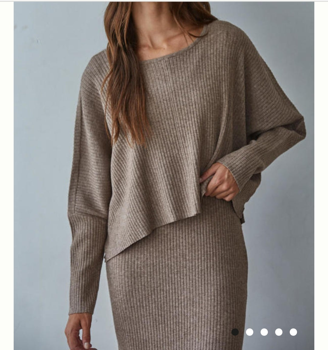 Apollo Ribbed Pullover